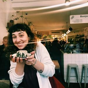 Meet your Posher, Manon